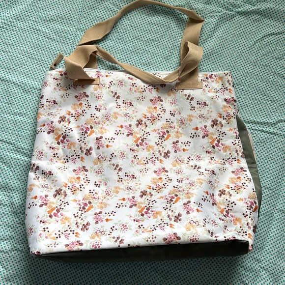 JuJuBe Shoulder Bag EUC - Picture 3 of 6